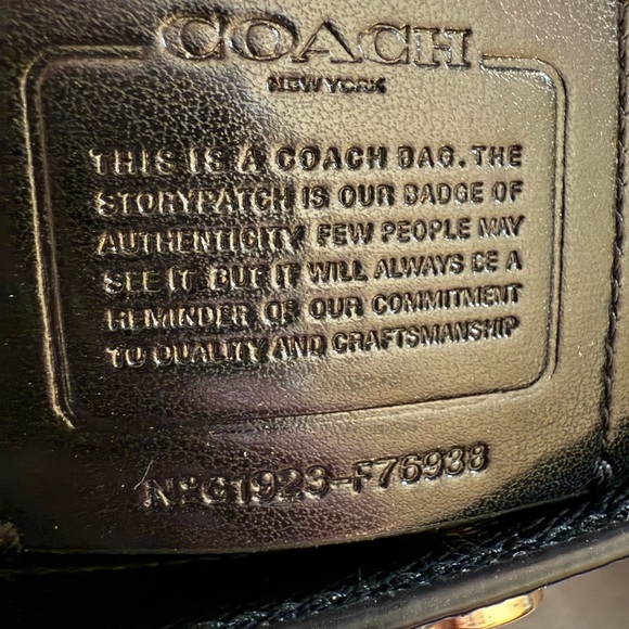 Coach- NWOT- Etta Carryall Women’s Shoulder Bag - F76938 - Picture 3 of 6